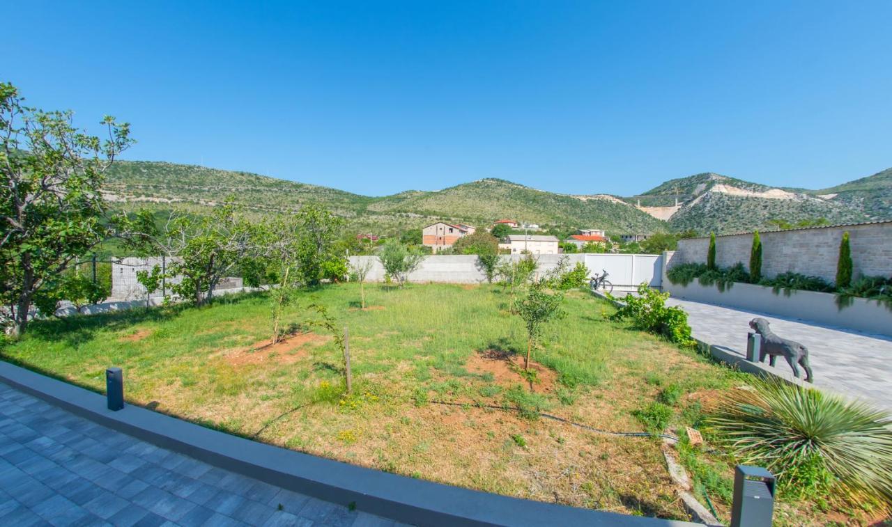 Villa Carpe Diem - With Private Pool Mostar Exteriör bild
