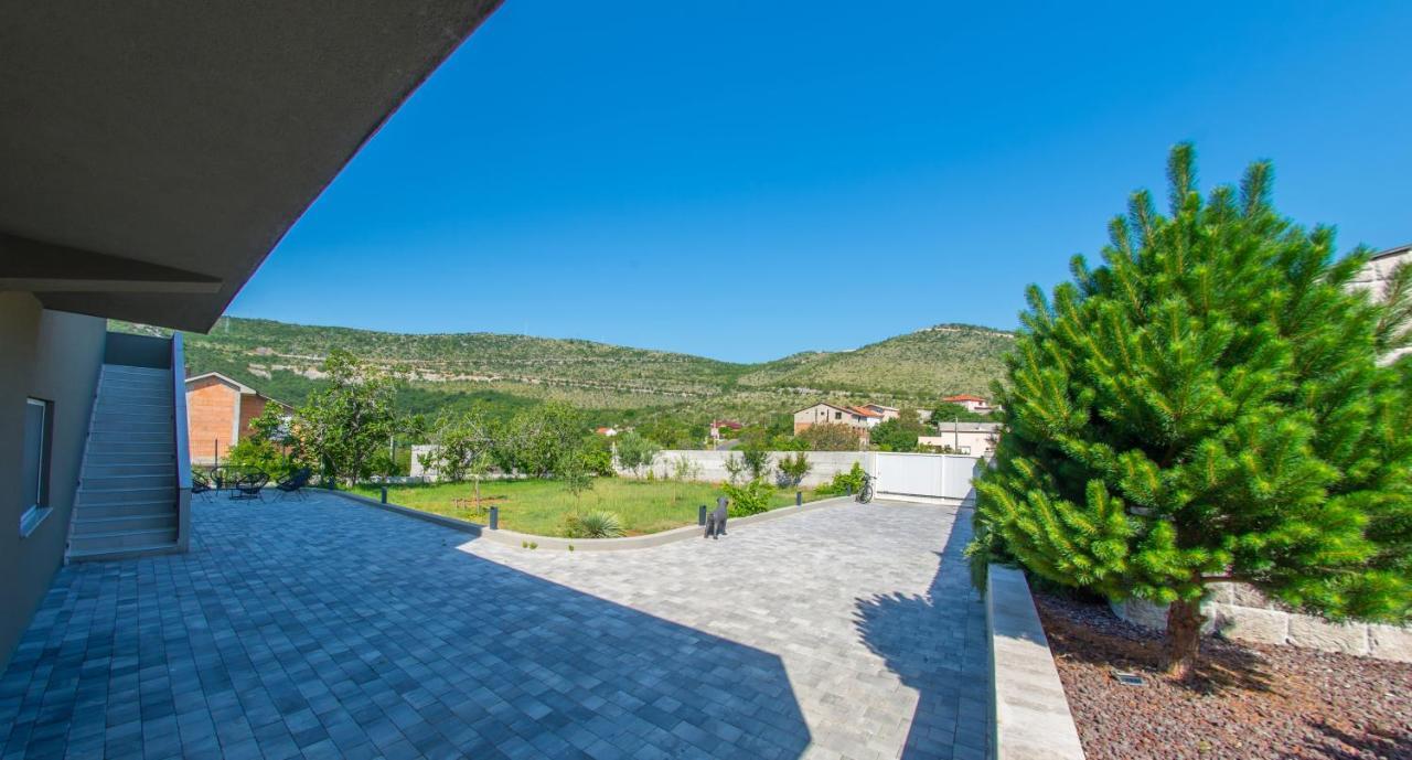 Villa Carpe Diem - With Private Pool Mostar Exteriör bild