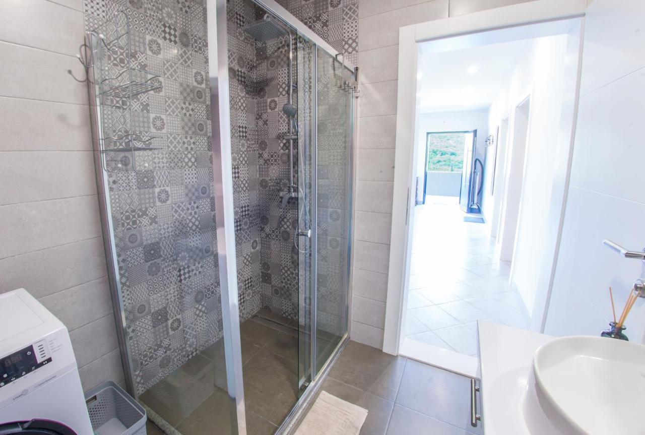 Villa Carpe Diem - With Private Pool Mostar Exteriör bild